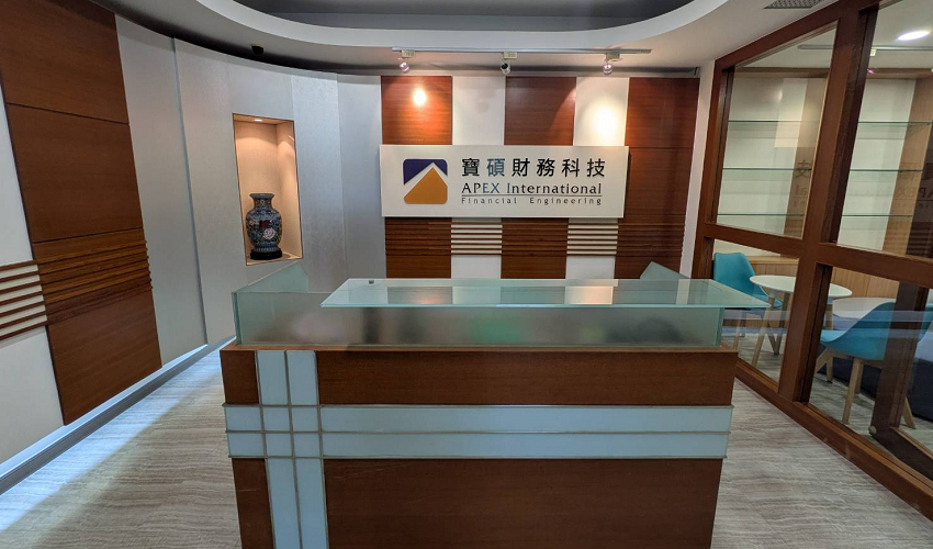 舒適明亮寶碩科技大廳